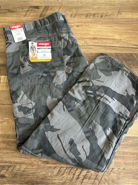 Wrangler Five Star Heritage Fleece Lined Cargo Pants Camo 42x30 NWT
